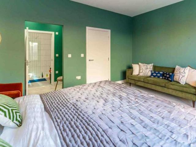 House 4 Bedroom For Rent London London 13000 ELS79625621