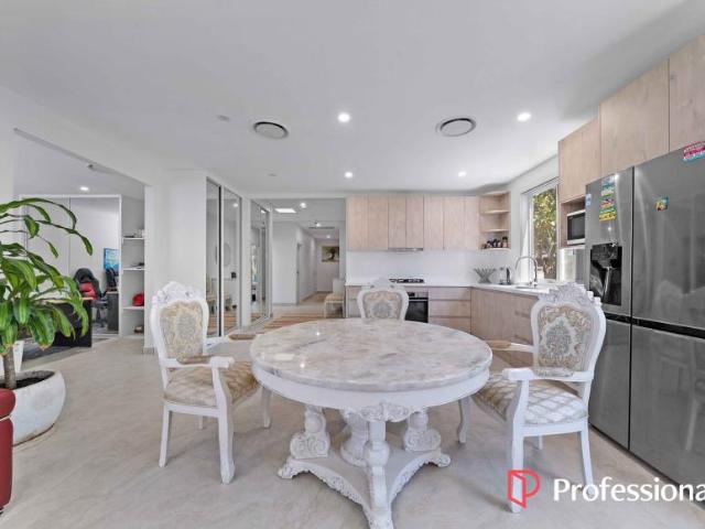 House 4 Bedroom For Rent Mount Pritchard NSW ES105972950