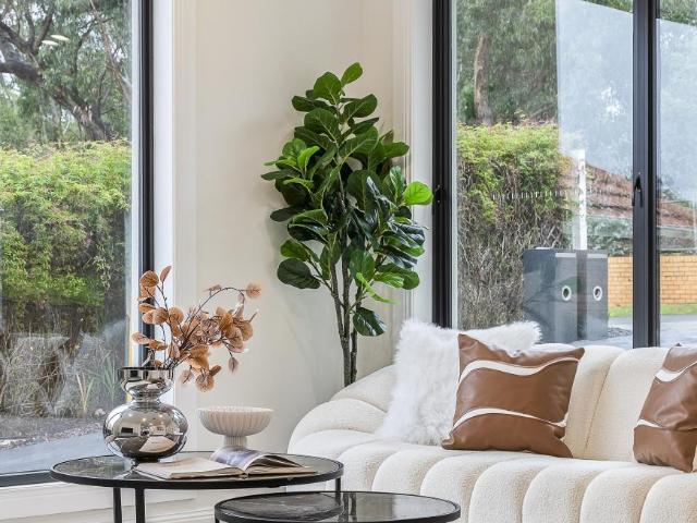 House 4 Bedroom For Rent Mount Waverley VIC ES105865327