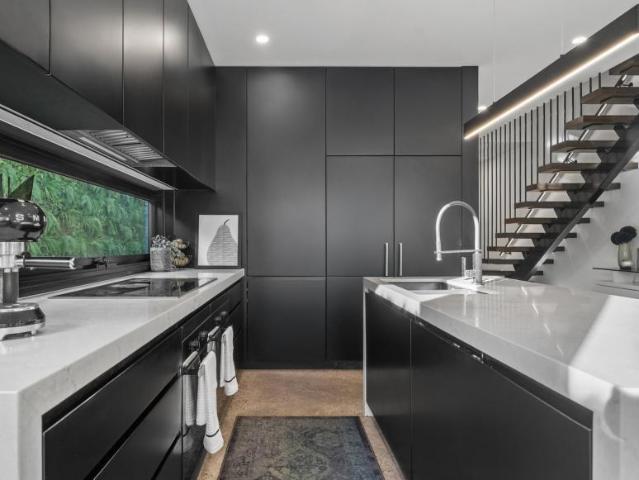 House 4 Bedroom For Rent Moonee Ponds VIC 1385000 ES104327058