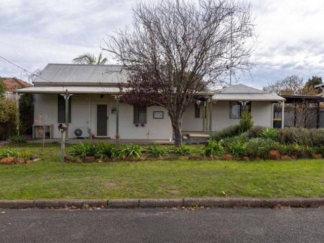 House 4 Bedroom For Rent Manjimup WA ES106139038