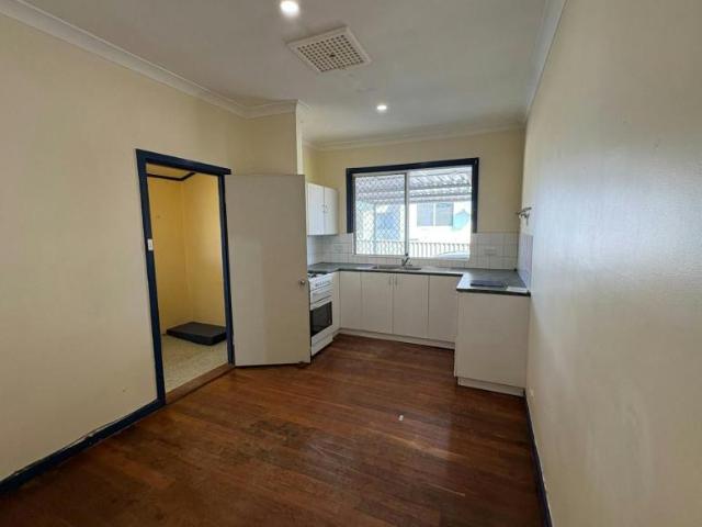 House 4 Bedroom For Rent Merredin WA 450 ES105943291