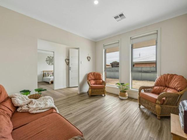 House 4 Bedroom For Rent Murray Bridge SA ES105932329