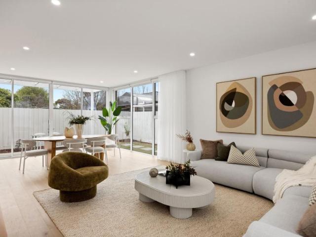 House 4 Bedroom For Rent Niddrie VIC ES105121330