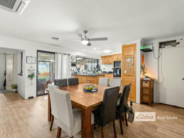 House 4 Bedroom For Rent South Bunbury WA ES105933481