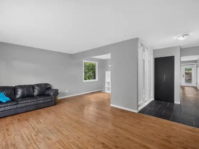 House 4 Bedroom For Rent Sherwood Park AB 2850 ES105543352