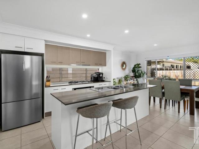 House 4 Bedroom For Rent Spring Mountain QLD ELS101583302