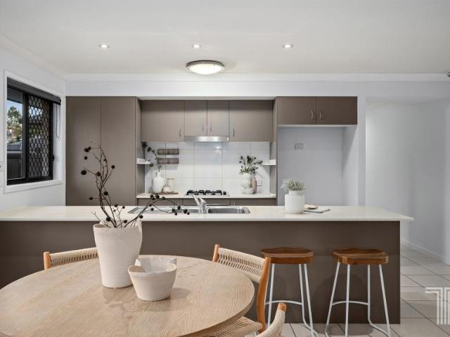 House 4 Bedroom For Rent Springfield Lakes QLD 1099000 ES105605821