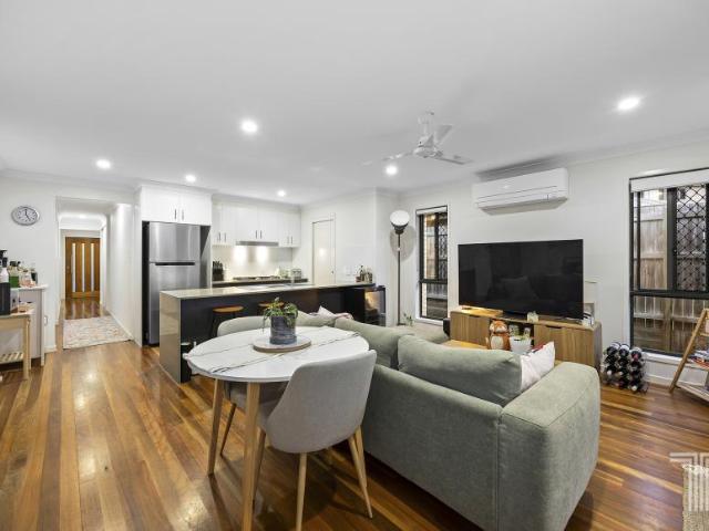 House 4 Bedroom For Rent Springfield Lakes QLD ES103376495
