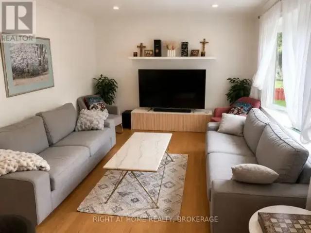 House 4 Bedroom For Rent St. Catharines ON 2400 ES105704348