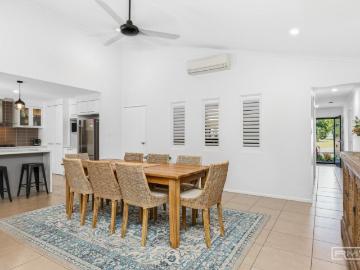 House 4 Bedroom For Rent Pacific Heights QLD ES101770691