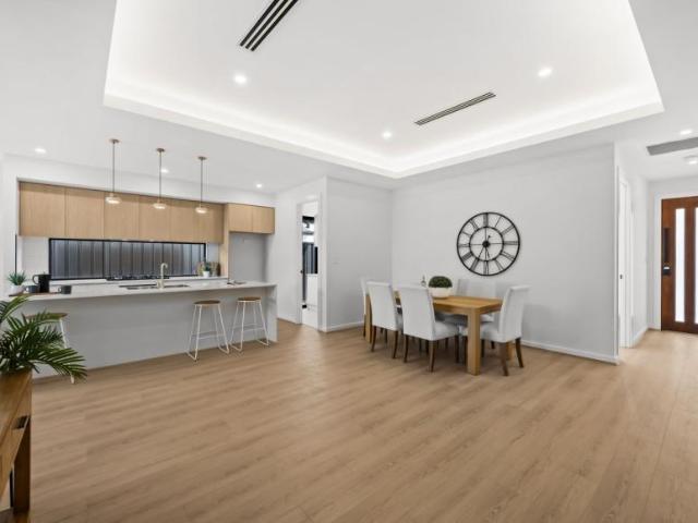 House 4 Bedroom For Rent Paradise SA ES106018877