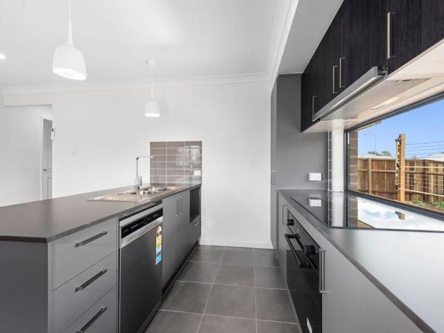 House 4 Bedroom For Rent Pittsworth, QLD 700 ES105572314
