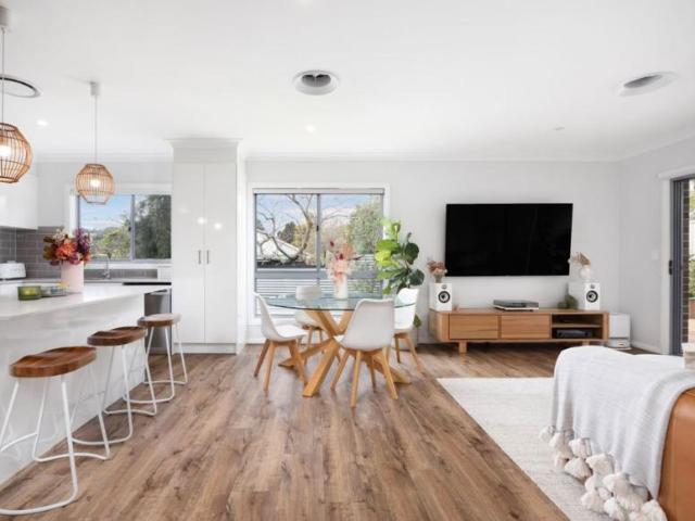 House 4 Bedroom For Rent Picton, NSW ES105076822