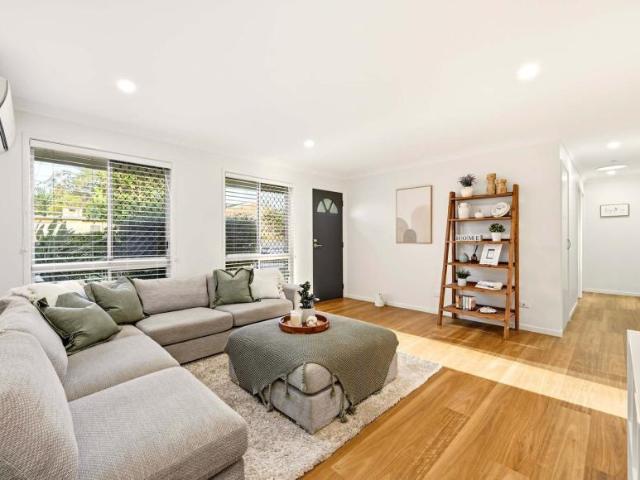 House 4 Bedroom For Rent Rochedale South QLD ES105605818
