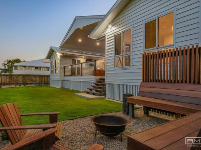 House 4 Bedroom For Rent Rosslyn QLD ES105689870