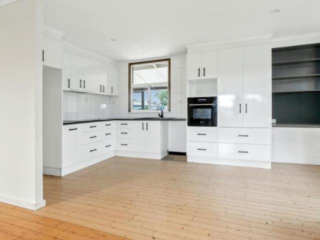 House 4 Bedroom For Rent Renmark SA 550000 ES105932375