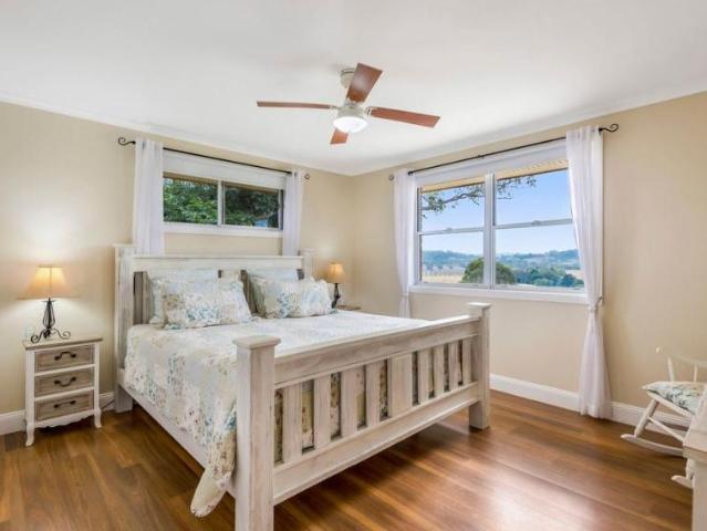 House 4 Bedroom For Rent Richmond Hill, 999000 ES102773095