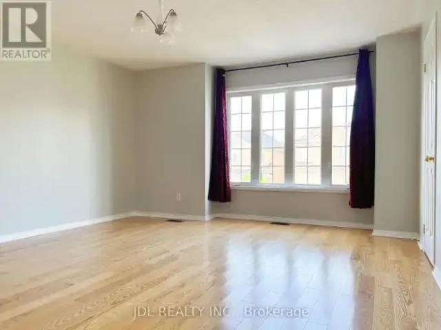 House 4 Bedroom For Rent Richmond Hill ON 3700 ES105581091