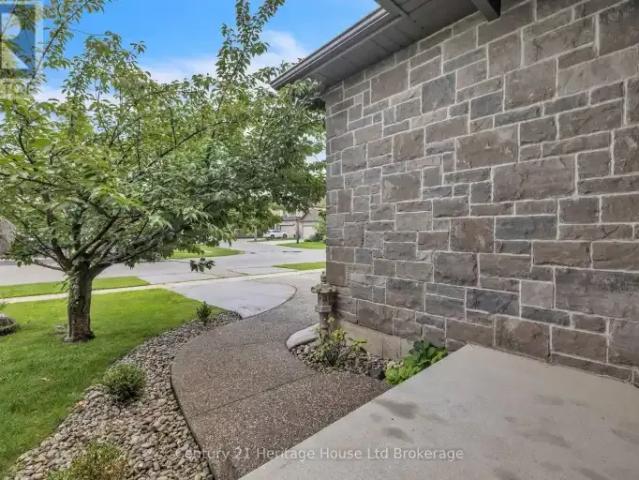 House 4 Bedroom For Rent Woodstock ON 3100 ES105467396