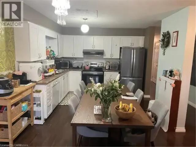 House 4 Bedroom For Rent Waterloo ON 3200 ES103695335