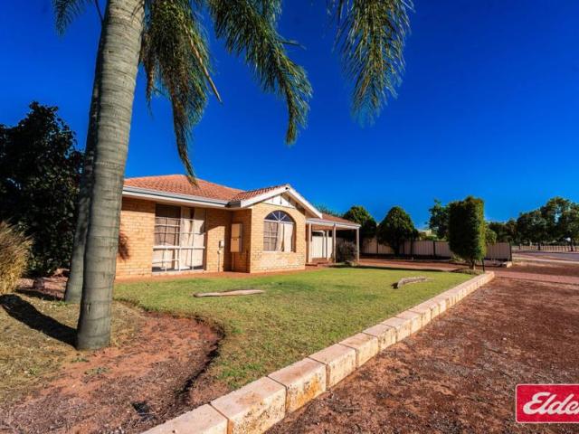 House 4 Bedroom For Rent Waggrakine WA ES106199075