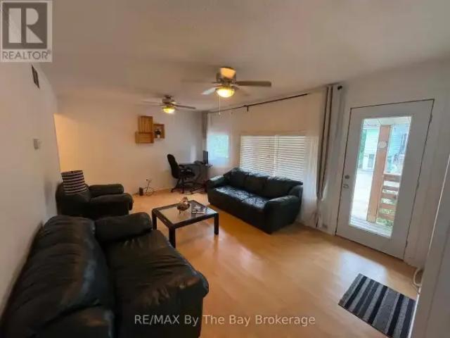 House 4 Bedroom For Rent Wasaga Beach ON 2700 ES104754095