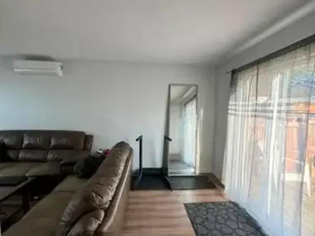 House 4 Bedroom For Rent Windsor ON 1995 ELS105118977