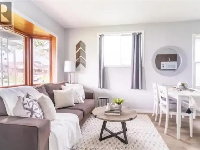 House 4 Bedroom For Rent Windsor ON 2000 ES105410965