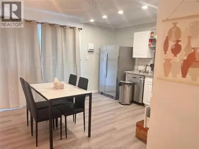 House 4 Bedroom For Rent Windsor ON 2149 ES105420797