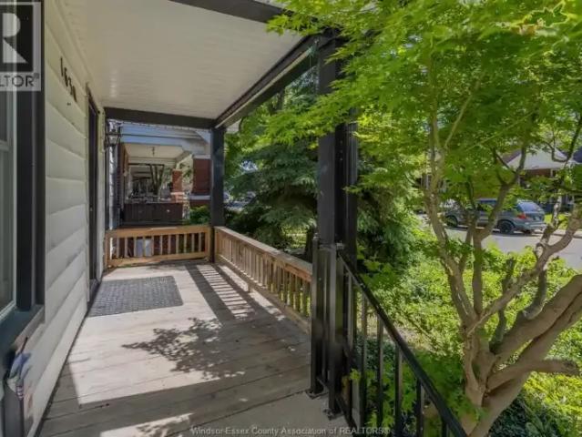House 4 Bedroom For Rent Windsor ON 2350 ES103012095