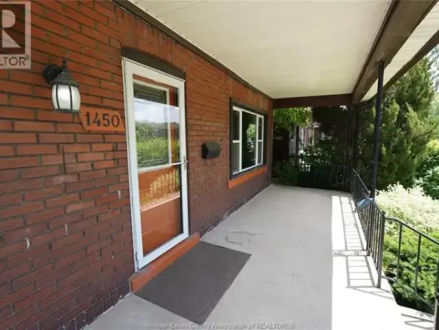 House 4 Bedroom For Rent Windsor ON 2400 ES103151908