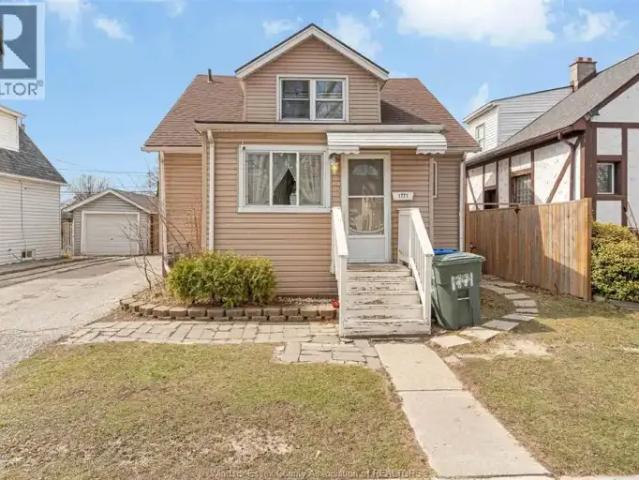 House 4 Bedroom For Rent Windsor ON 2500 ES104638561