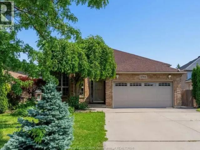 House 4 Bedroom For Rent Windsor ON 3000 ES104864194