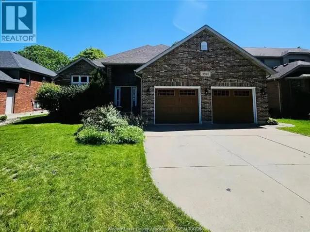 House 4 Bedroom For Rent Windsor ON 3200 ES103569244