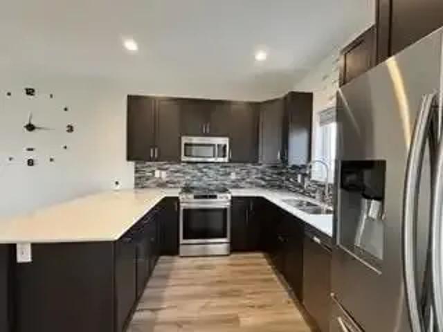 House 4 Bedroom For Rent Winnipeg MB 2500 ES104972731