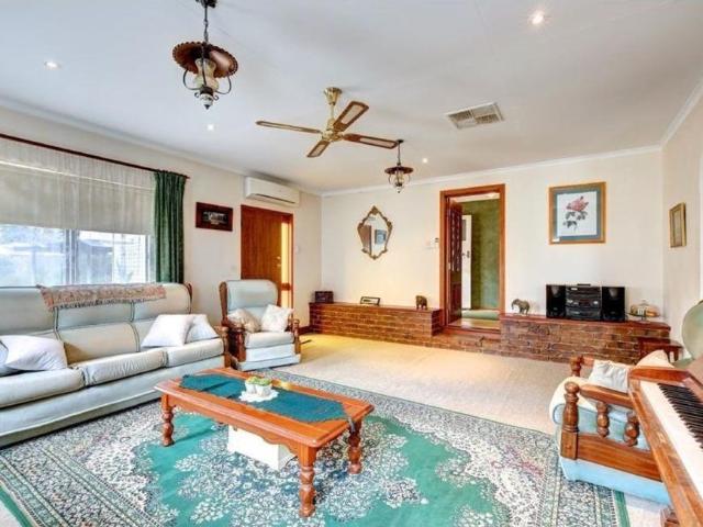 House 4 Bedroom For Rent Tailem Bend SA ES105972448