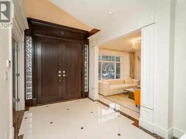 House 4 Bedroom For Rent Vancouver BC 8800 ES105334196