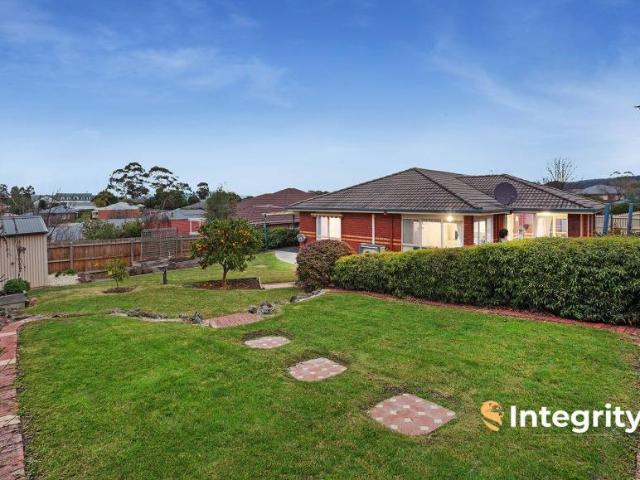 House 4 Bedroom For Rent Yarra Glen VIC 1100000 ES105111736