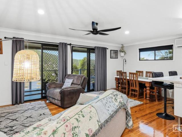 House 4 Bedroom For Rent Yeppoon QLD ES101954768
