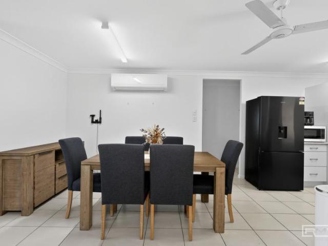 House 4 Bedroom For Rent Zilzie QLD ES103307789