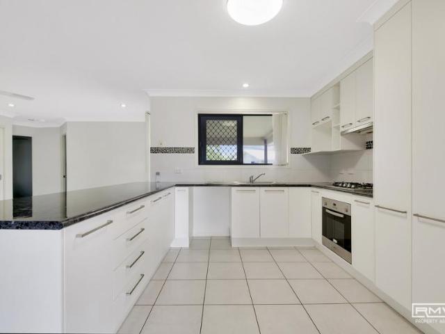 House 4 Bedroom For Rent Zilzie QLD ES104537690
