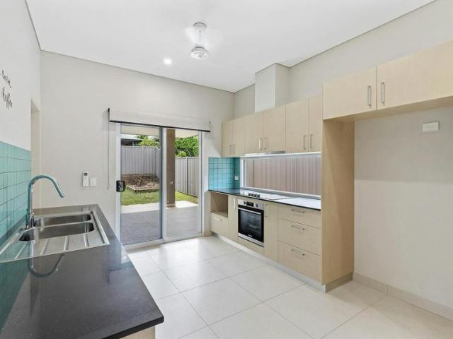 House 4 Bedroom For Rent Zuccoli NT ES105932433