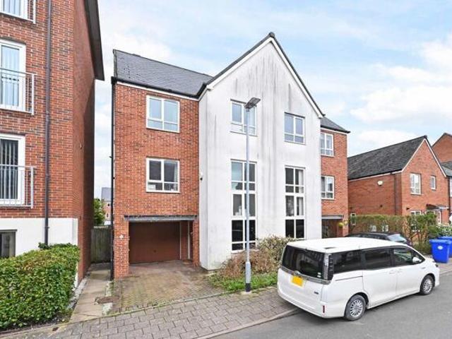 House 4 Bedroom For Sale Burslem Staffordshire 180000 ES101675691