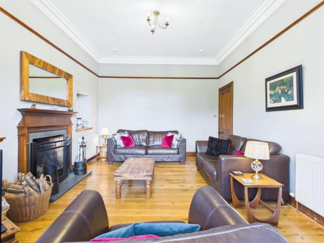 House 4 Bedroom For Sale Kingussie Kingussie 490000 ELS102658714