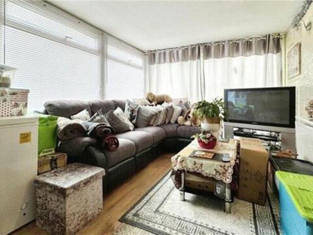 House 4 Bedroom For Sale Hayes Greater London 673950 ES101677463