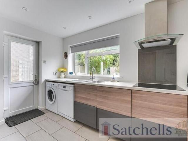House 4 Bedroom For Sale Haynes Central Bedfordshire 475000 ES101777675