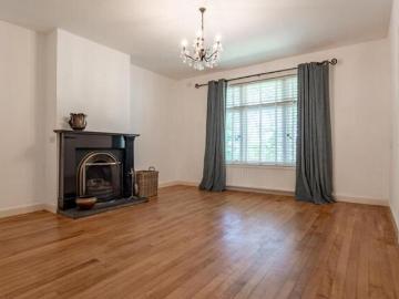 House 4 Bedroom For Sale Highland Highland 575000 ES101316409