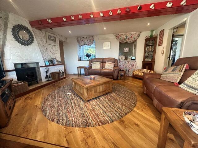 House 4 Bedroom For Sale Isle Of Anglesey Isle Of Anglesey 465000 ES101931509