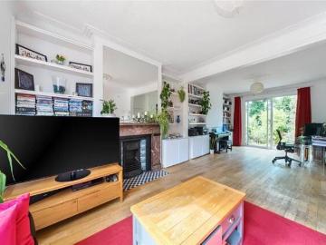 House 4 Bedroom For Sale London Greater London 1400000 ES100503153